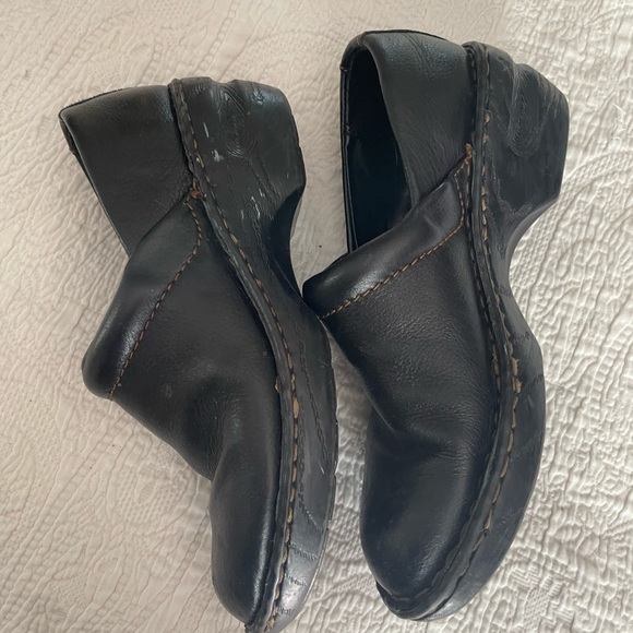 Clogs - Picture 5 of 10